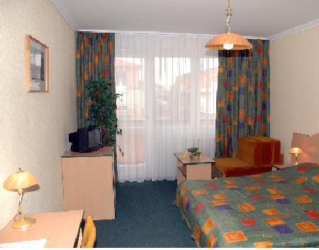 Hotel Magistern Siófok Pokój zdjęcie